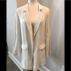 Chico’s Thigh Length Cream Color Jacket NWT